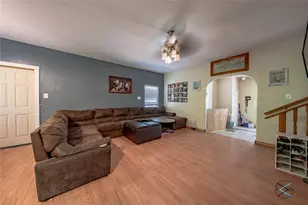 114 Lakeway Ln, Gun Barrel City, TX 75156 - Photo 6