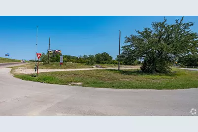 6952 Cahoba Drive, Fort Worth, TX 76135 - Photo 2