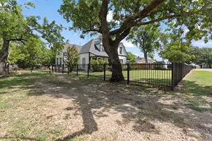 809 E Adams St, Itasca, TX 76055 - Photo 4