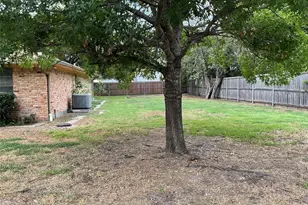 504 S Kirby St, Pilot Point, TX 76258 - Photo 34