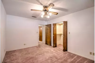 504 S Kirby Street, Pilot Point, TX 76258 - Photo 20