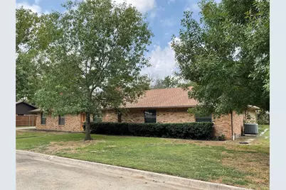 504 S Kirby Street, Pilot Point, TX 76258 - Photo 2