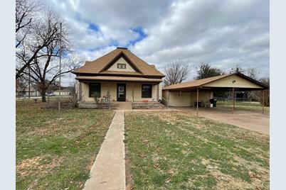 903 Plainview Road, Seymour, TX 76380 - Photo 2