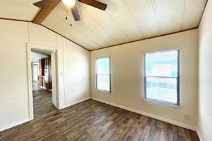 1213 W 4th St, Breckenridge, TX 76424 - Photo 12