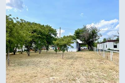 1213 W 4th Street, Breckenridge, TX 76424 - Photo 1