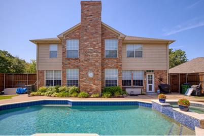 2400 Crockett Court, Grapevine, TX 76051 - Photo 1