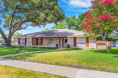 2533 Eucalyptus Drive, Plano, TX 75075 - Photo 1