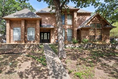 3608 Pelican Court, Arlington, TX 76016 - Photo 1