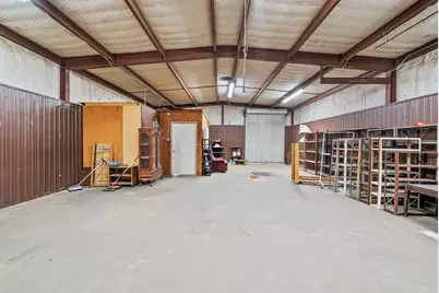 2105 NE 2nd Street, Mineral Wells, TX 76067 - Photo 14