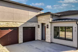 916 El Dorado St, Weatherford, TX 76086 - Photo 2