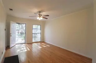 704 N Bailey Ave, Fort Worth, TX 76107 - Photo 6
