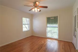 704 N Bailey Ave, Fort Worth, TX 76107 - Photo 16