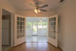 704 N Bailey Ave, Fort Worth, TX 76107 - Photo 8