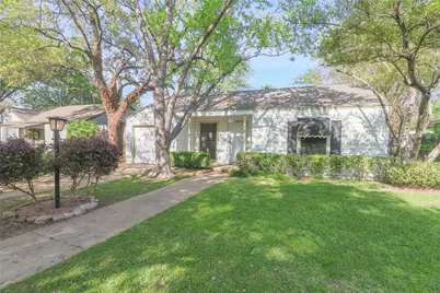704 N Bailey Avenue, Fort Worth, TX 76107 - Photo 1