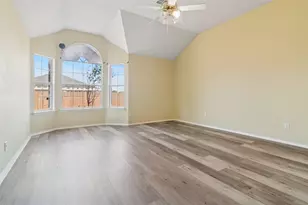 1071 Streamside Dr, Cedar Hill, TX 75104 - Photo 10