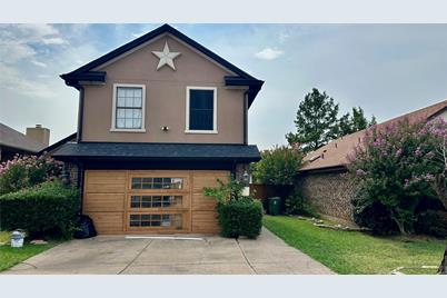 924 S Old Orchard Lane, Lewisville, TX 75067 - Photo 1