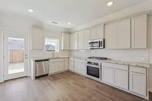 3907 Sky Dr, Sherman, TX 75090 - Photo 2