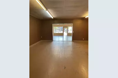 919 Halsell, Bridgeport, TX 76426 - Photo 10