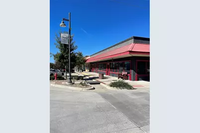 921 Halsell, Bridgeport, TX 76426 - Photo 10