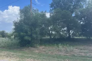 13106 Range Ct, Whitney, TX 76692 - Photo 1