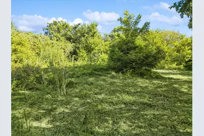 8401 Gifford Lane, North Richland Hills, TX 76182 - Photo 18