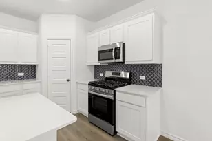 418 Comanche Dr, Cleburne, TX 76033 - Photo 16