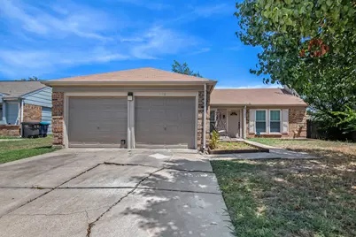 7320 Strawberry Way, Fort Worth, TX 76137 - Photo 2