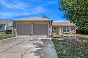 7320 Strawberry Way, Fort Worth, TX 76137 - Photo 2