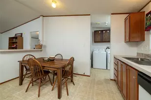 207 Lazy B Ln, Springtown, TX 76082 - Photo 22