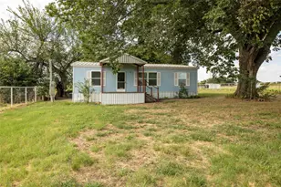 207 Lazy B Ln, Springtown, TX 76082 - Photo 6