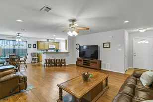 812 Linda Dr, Joshua, TX 76058 - Photo 8