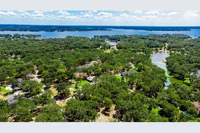 172 Colonial Drive, Mabank, TX 75156 - Photo 6