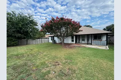 933 Freestone Drive, Arlington, TX 76017 - Photo 18