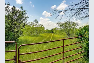 10849 County Road 1117, Cleburne, TX 76033 - Photo 4