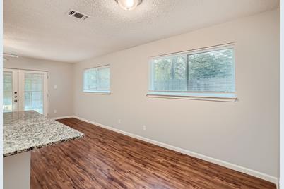 6246 Guilford Street, Forest Hill, TX 76119 - Photo 10