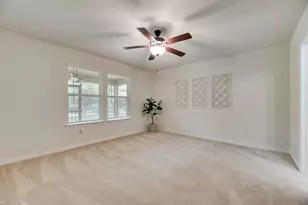 816 Hidden Eddy Dr, McKinney, TX 75071 - Photo 18