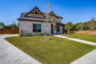 5201 Rutherford Dr, Midlothian, TX 76065 - Photo 2