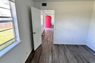1808 Spring Lake W, Brownwood, TX 76801 - Photo 4