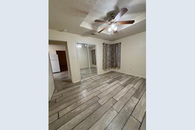 2413 Markland Street, Irving, TX 75060 - Photo 12