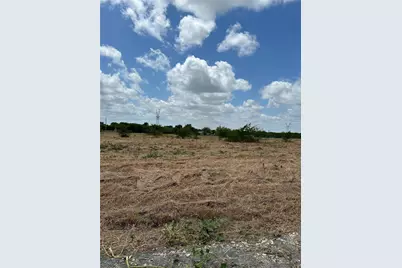 4013 Rolling Lane, Greenville, TX 75401 - Photo 6