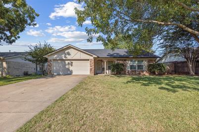 1605 Morningside Drive, Cleburne, TX 76033 - Photo 1