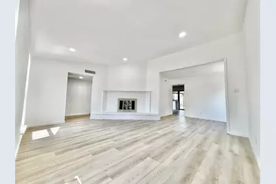 8813 Westfield Drive, Rowlett, TX 75088 - Photo 2