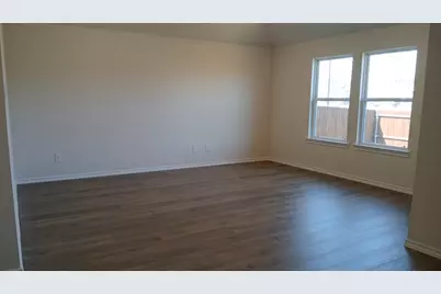 108 Labein Avenue, Greenville, TX 75402 - Photo 4