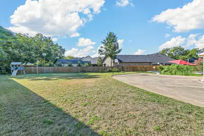 1810 Teton Drive, Grapevine, TX 76051 - Photo 32