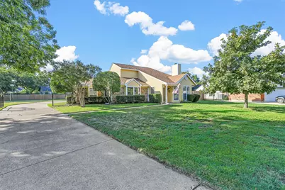 1810 Teton Drive, Grapevine, TX 76051 - Photo 6