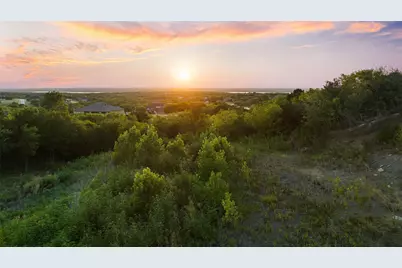 2401 Skyline Court, Cedar Hill, TX 75104 - Photo 32