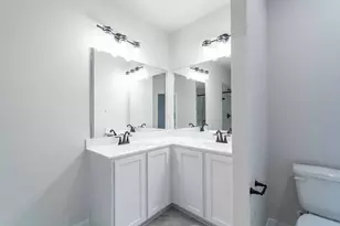 2408 Hollyhill Wy, Sherman, TX 75092 - Photo 10