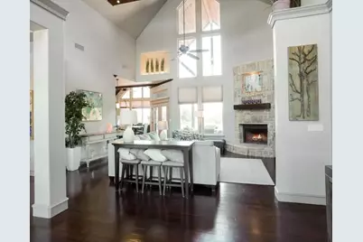 2804 Alta Vista Court, Granbury, TX 76049 - Photo 10