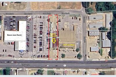 407 E Tyler Street, Athens, TX 75751 - Photo 16