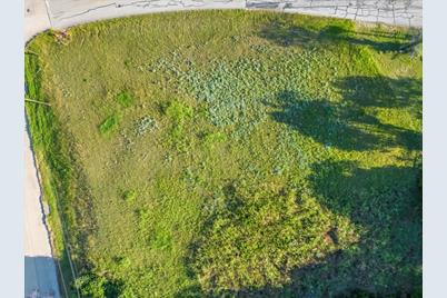 7037 Greenbriar Crescent Street, Lake Worth, TX 76135 - Photo 10